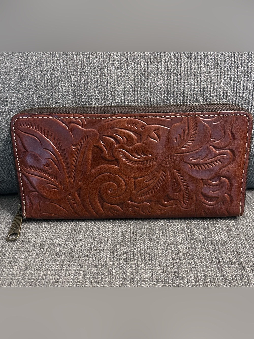 Patricia Nash Tooled Brown Leather Zip Wallet